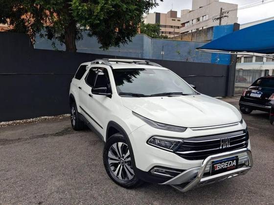 FIAT TORO 2.0 16V TURBO DIESEL VOLCANO 4WD AT9